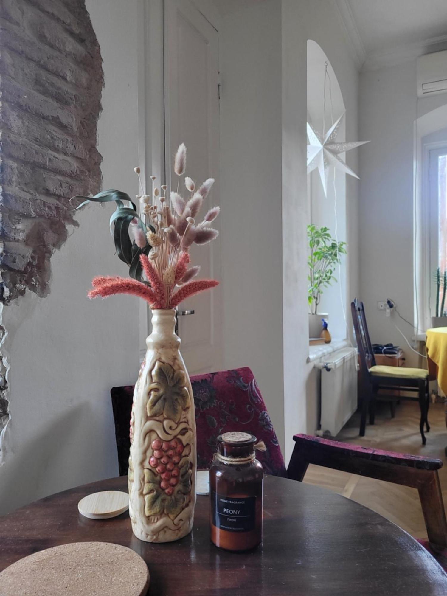Friends Hostel Tbilisi Luaran gambar