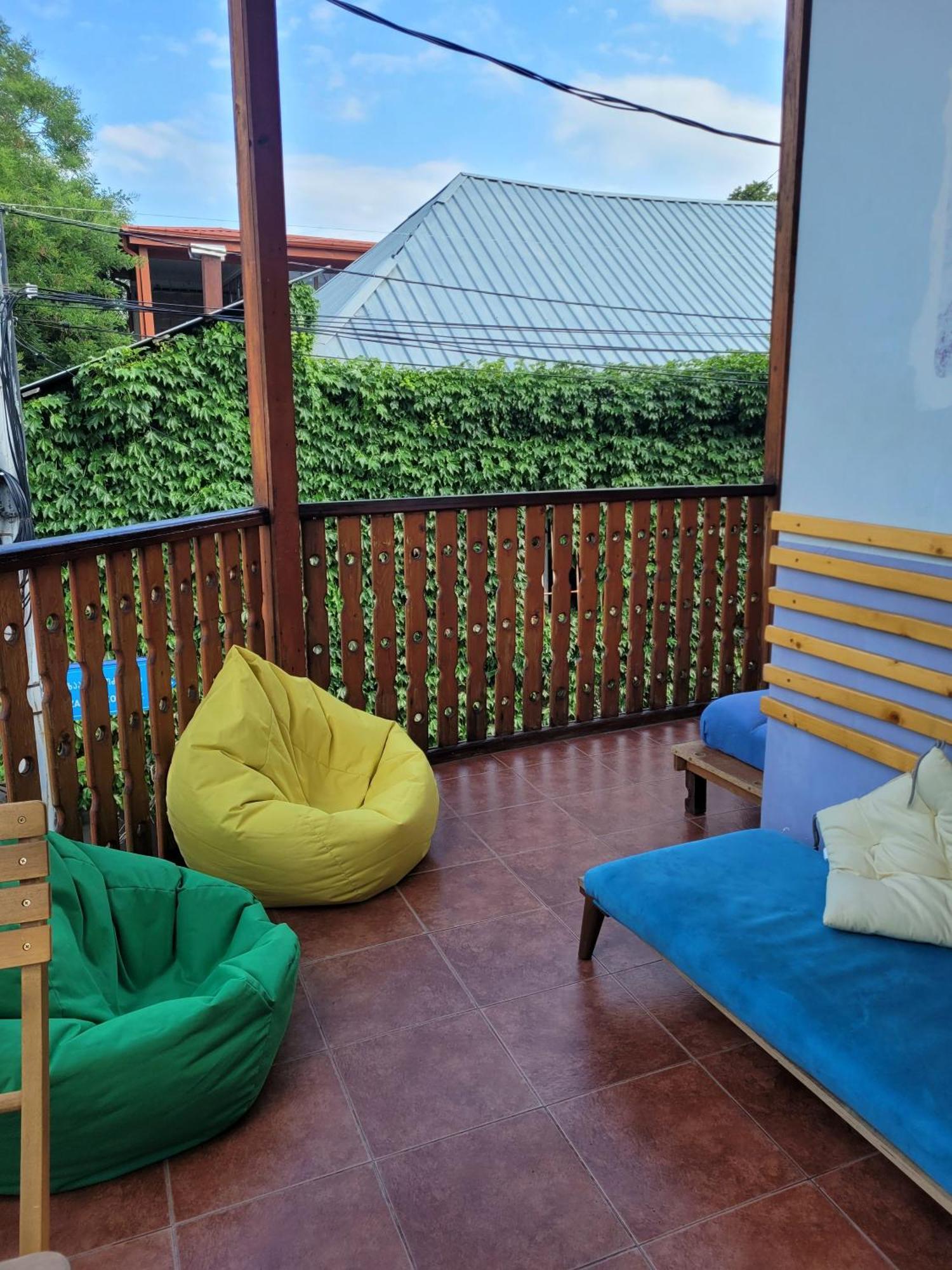 Friends Hostel Tbilisi Luaran gambar