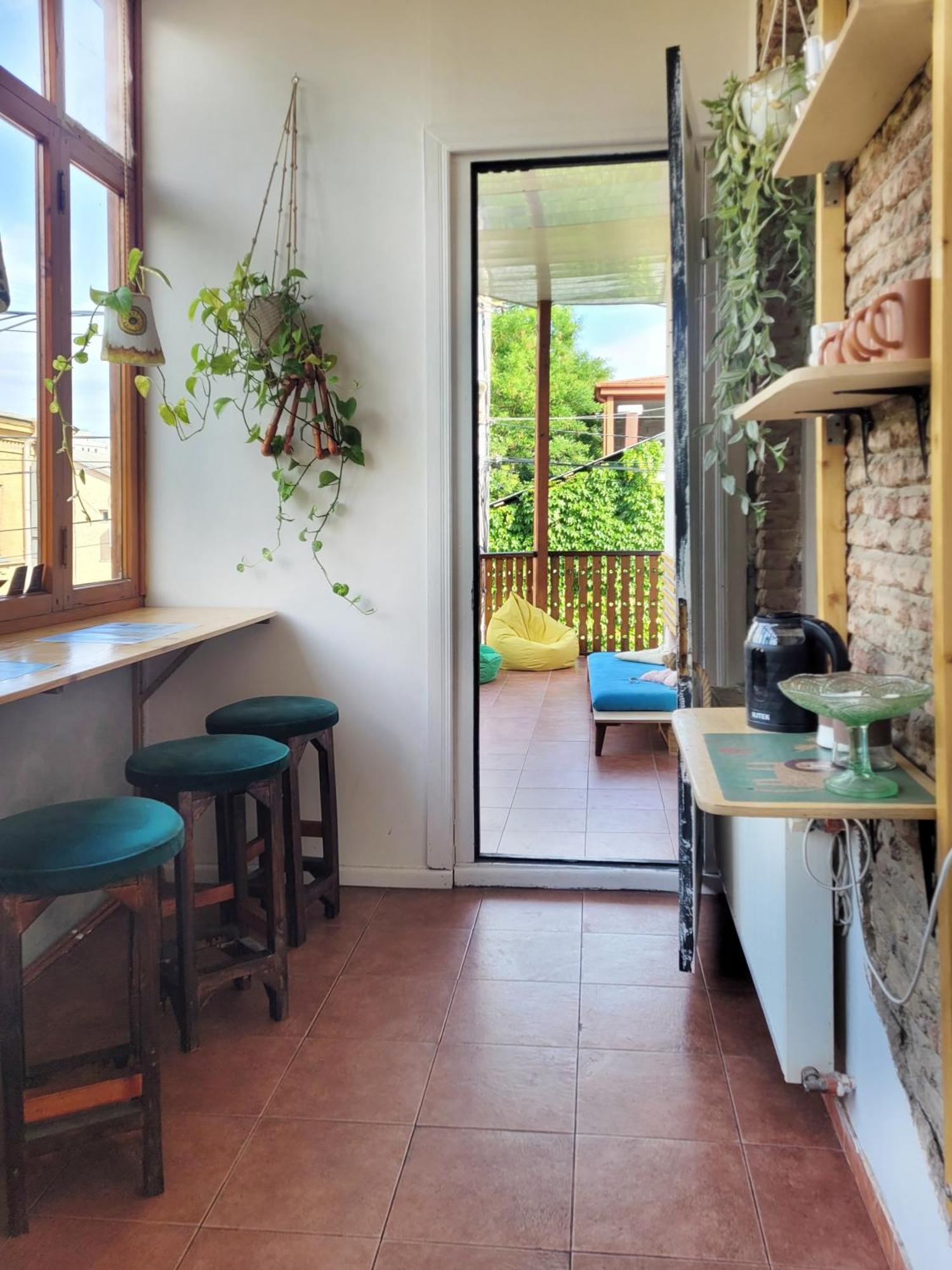 Friends Hostel Tbilisi Luaran gambar